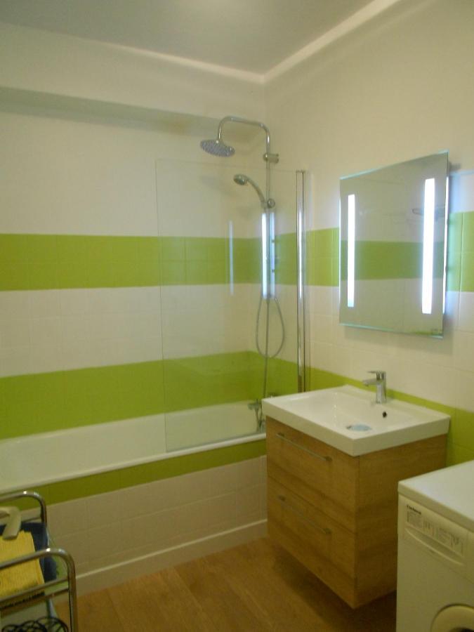 Appartement 3 Pieces Au Coeur D'Hendaye Plage Luaran gambar